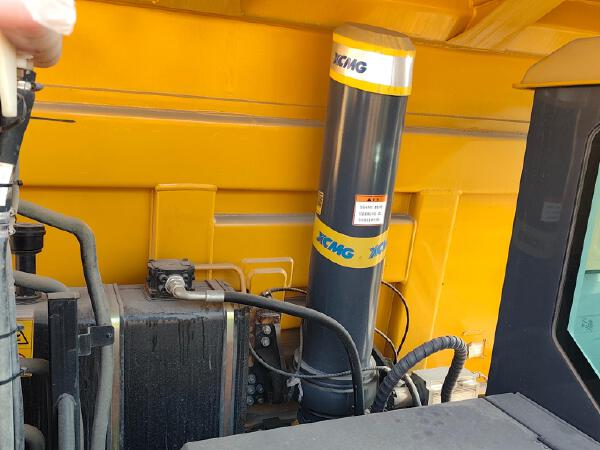 徐工XDR80TE寬體車