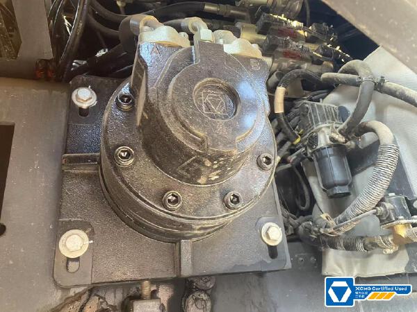 徐工RP1355HDIV攤鋪機(jī)