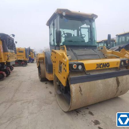 徐工XD135TCIV双钢轮压路机