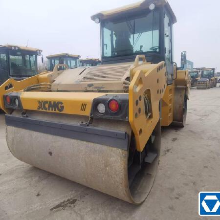 徐工XD135TCIV双钢轮压路机