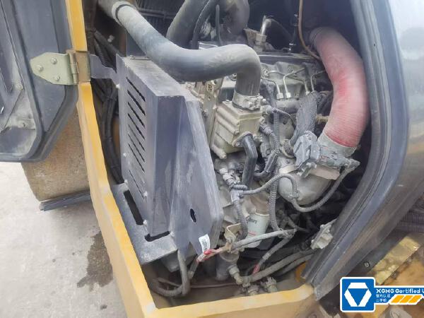 徐工XD135TCIV雙鋼輪壓路機(jī)