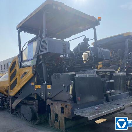 徐工RP1355HDIV摊铺机