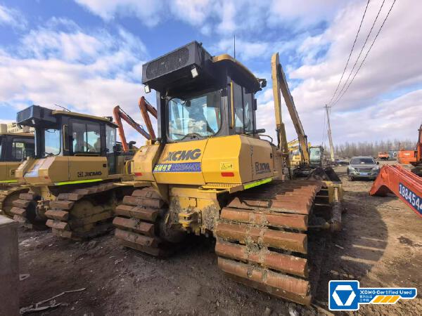 徐工D170LGP推土機(jī)