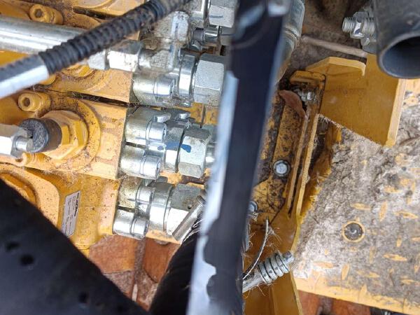 徐工D170LGP推土機(jī)