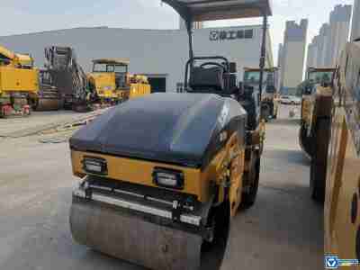 徐工XMR303雙鋼輪壓路機