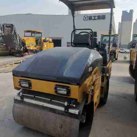 徐工XMR303双钢轮压路机