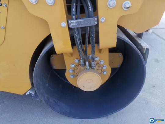徐工XMR303雙鋼輪壓路機