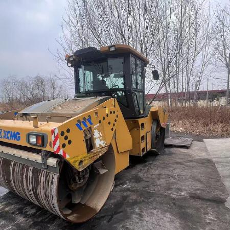 徐工XD133S双钢轮压路机