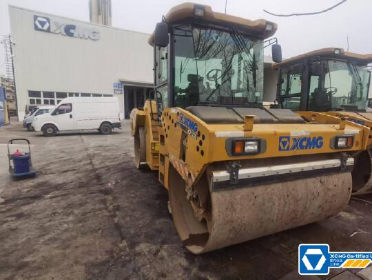 徐工XD133S雙鋼輪壓路機