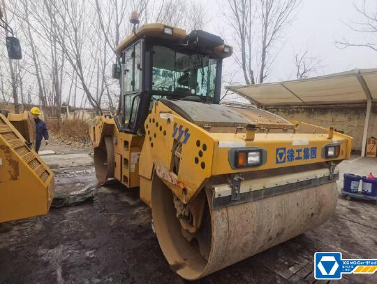 徐工XD133S雙鋼輪壓路機
