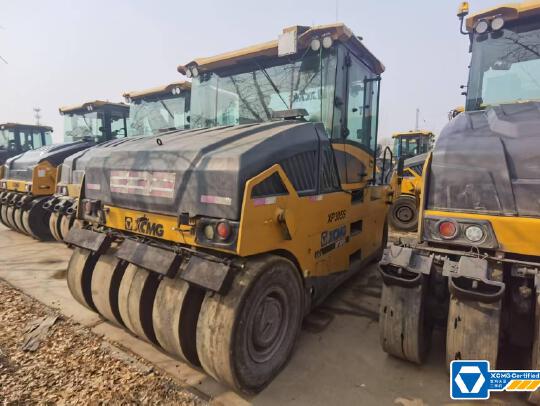 徐工XP305S輪胎壓路機(30噸膠輪)