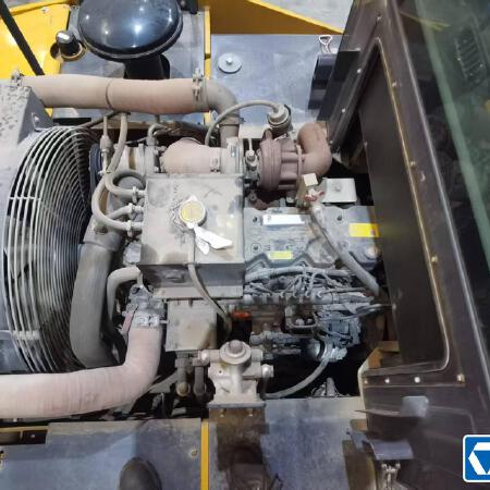 徐工XP363KS轮胎压路机(36吨胶轮)