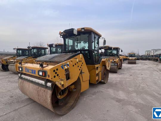 徐工XD133S雙鋼輪壓路機