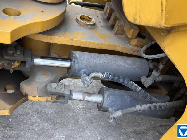 徐工XD133S雙鋼輪壓路機