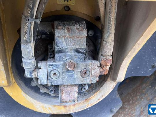 徐工XD133S雙鋼輪壓路機