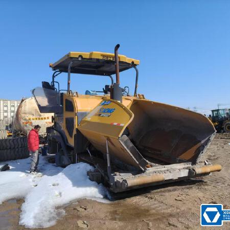 徐工RP1655摊铺机