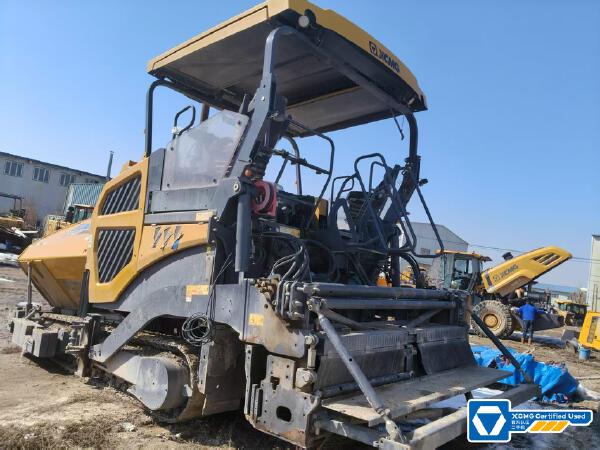 徐工RP1655攤鋪機