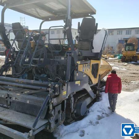 徐工RP1655摊铺机