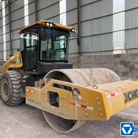 徐工XS265JSIV单钢轮压路机