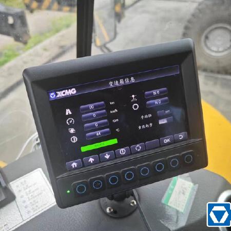 徐工XCS4531K港口移动起重机