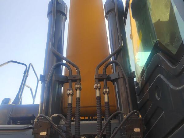 徐工XE450GM履帶式挖掘機(jī)