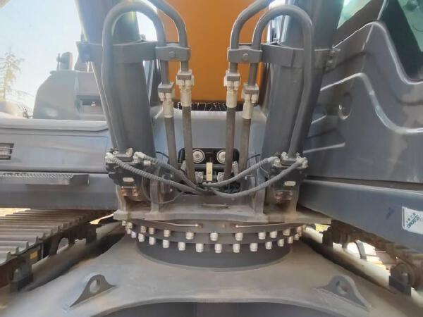 徐工XE450GM履帶式挖掘機(jī)