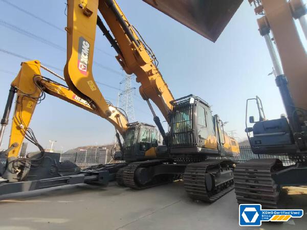 徐工XE450GM履帶式挖掘機(jī)