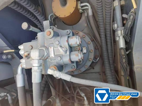 徐工XMH50CE履帶式挖掘機抓料機