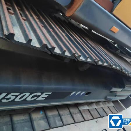 徐工XMH50CE履带式挖掘机抓料机