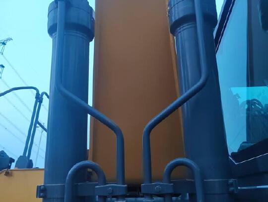 徐工XMH70C履帶式挖掘機