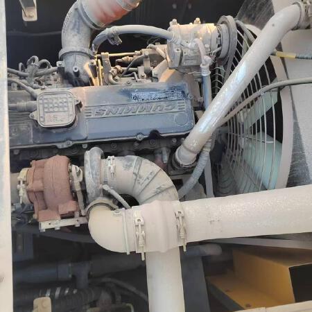 徐工XMH70C履带式挖掘机