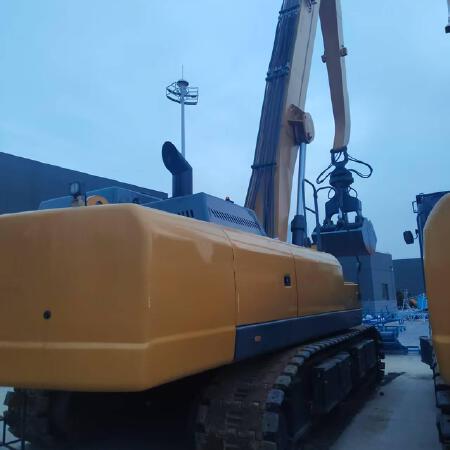 徐工XMH70C履带式挖掘机