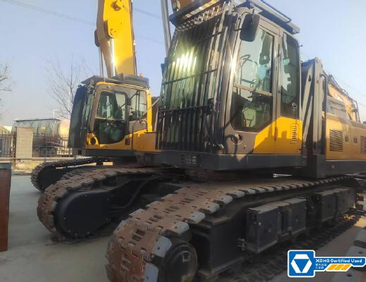 徐工XMH70C履带式挖掘机