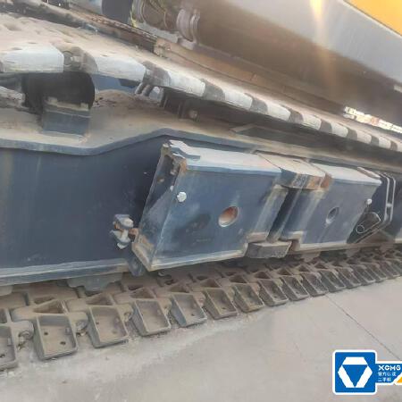 徐工XMH70C履带式挖掘机