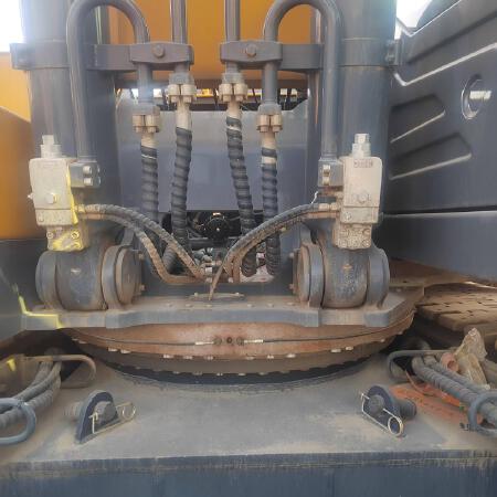 徐工XMH70C履带式挖掘机