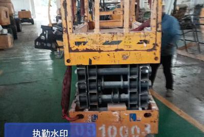 徐工GTJZ0808剪叉式高空作業平臺