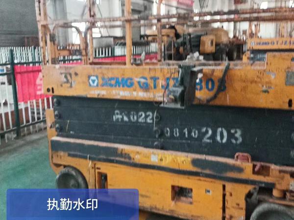 徐工GTJZ0808剪叉式高空作業平臺