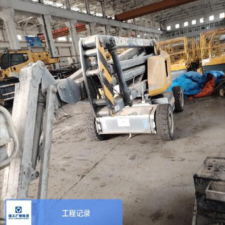 徐工GTBZ14JD曲臂式高空作业平台