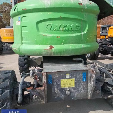 徐工GTBZ18A1曲臂式高空作业平台