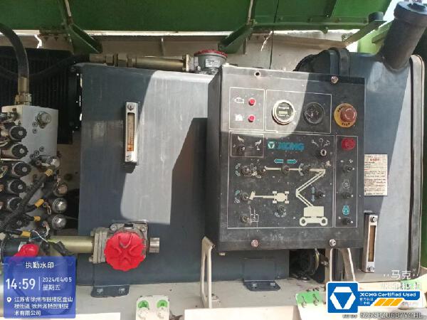 徐工GTBZ18A1曲臂式高空作業(yè)平臺