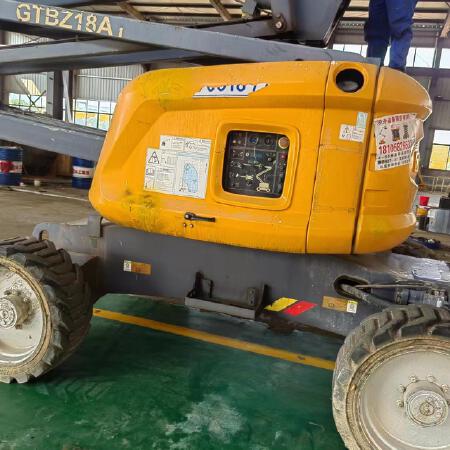 徐工GTBZ18A1曲臂式高空作业平台