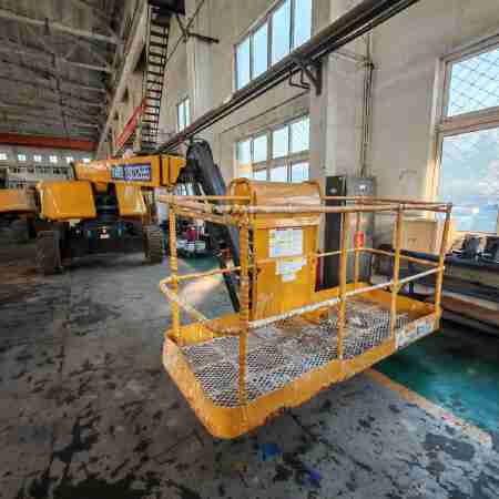 徐工GTBZ22S直臂式高空作业平台