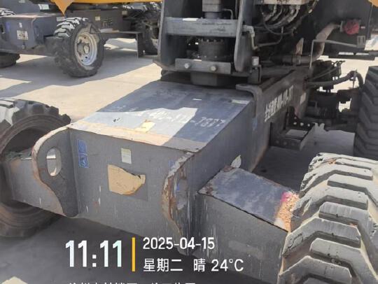 徐工GTBZ22S直臂式高空作業(yè)平臺(tái)