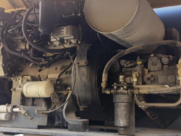 徐工GTBZ30S直臂式高空作業(yè)平臺