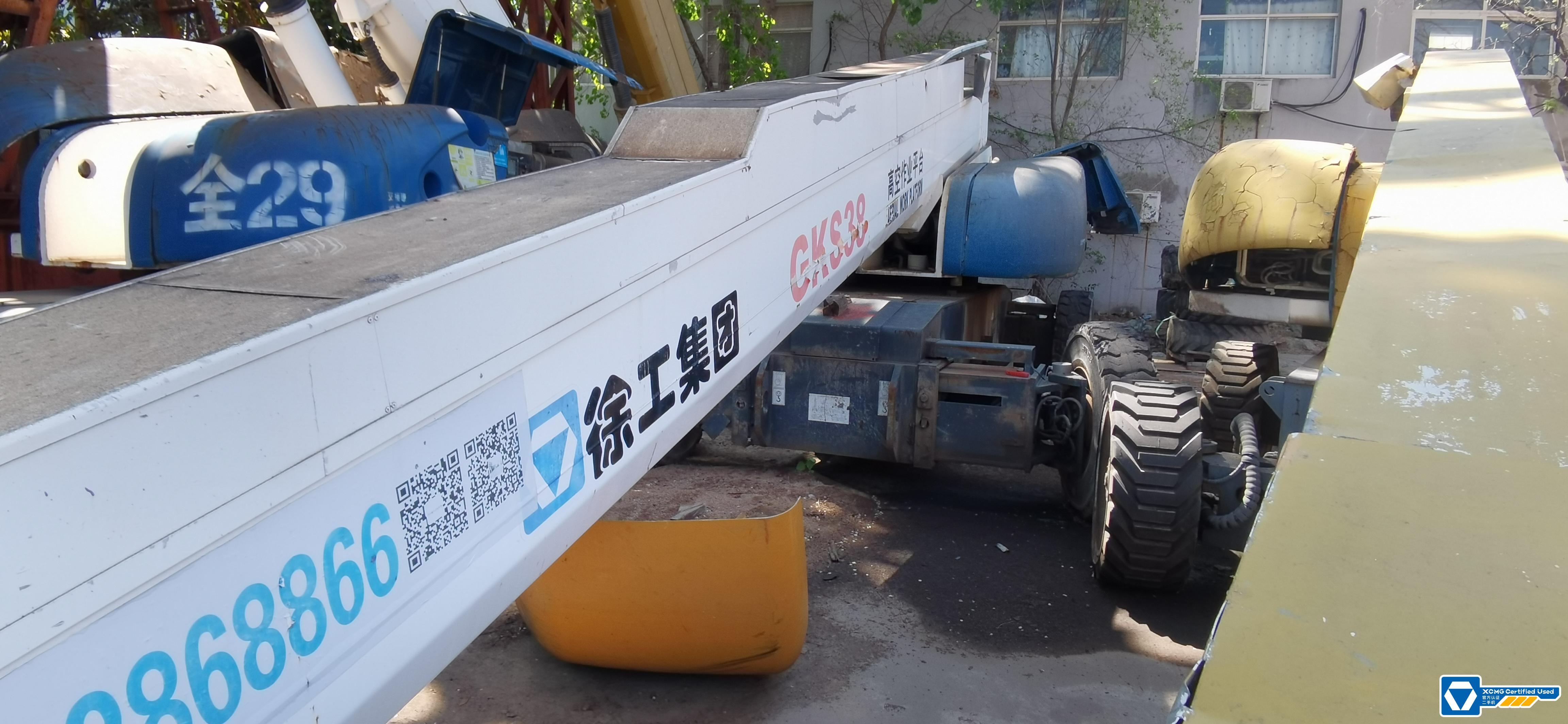 徐工GKS38直臂式高空作業平臺
