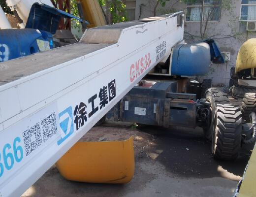 徐工GKS38直臂式高空作业平台