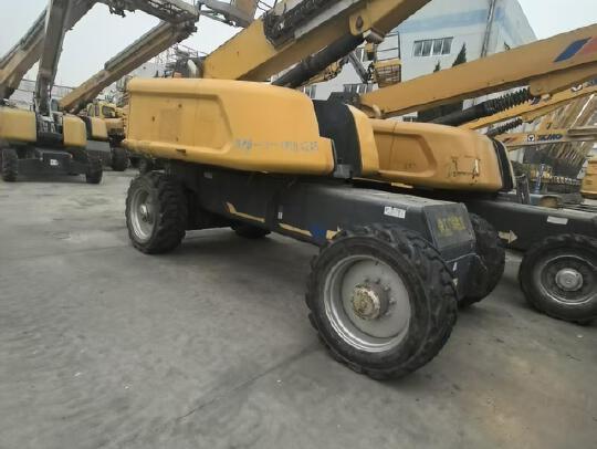 徐工GTBZ38S直臂式高空作業車