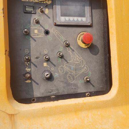 徐工GTBZ30S直臂式高空作业平台