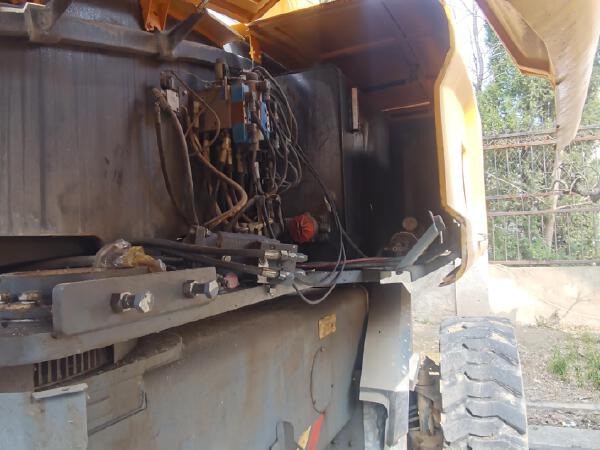 徐工GTBZ30S直臂式高空作業(yè)平臺(tái)