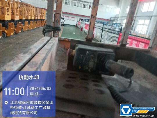 徐工GTJZ0808剪叉式高空作業(yè)平臺(tái)